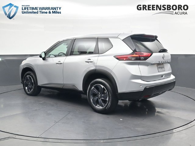 Used 2025 Nissan Rogue SV FWD image 8