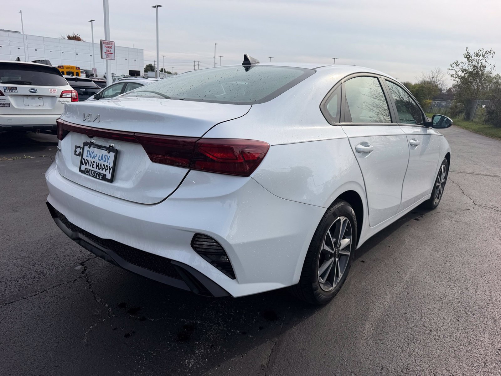 Used 2023 Kia Forte LXS w/ LXS Technology Package FWD image 6