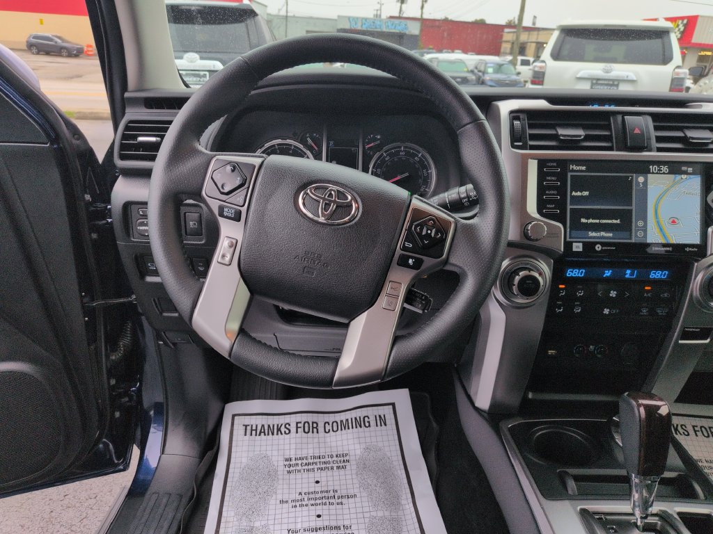 Used 2022 Toyota 4Runner Limited AWD/4WD image 13