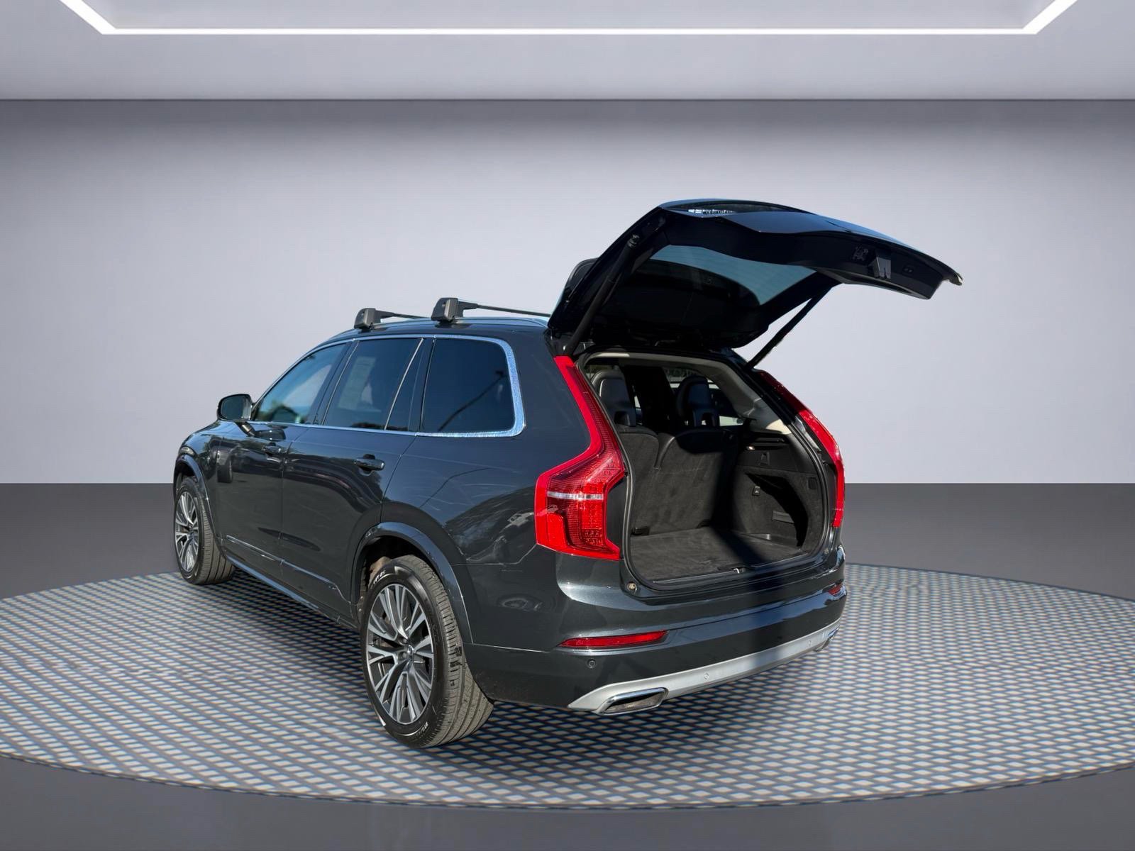 Used 2021 Volvo XC90 T6 Momentum w/ Climate Package AWD/4WD image 6