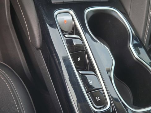 Used 2021 Buick Envision Preferred FWD image 19