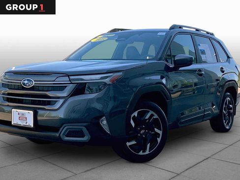 Used 2025 Subaru Forester Limited AWD/4WD image 1
