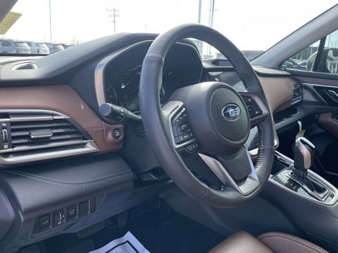 Used 2025 Subaru Outback Touring XT image 9