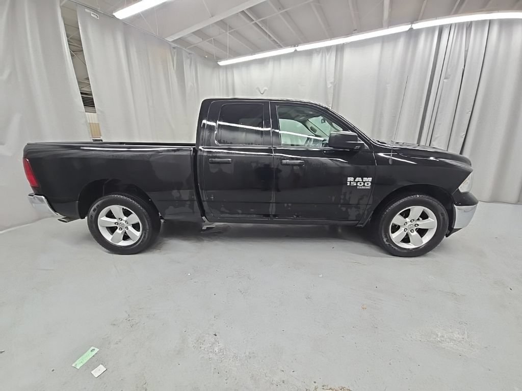 Used 2024 RAM 1500 Classic SLT AWD/4WD image 4