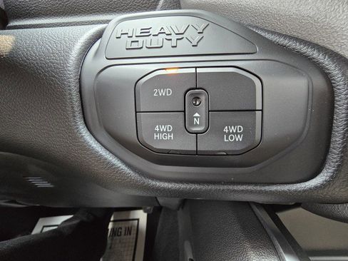 New 2025 RAM 2500 Big Horn image 27