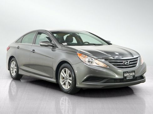 Used 2014 Hyundai Sonata GLS w/ Popular Equipment Group 2 FWD image 7