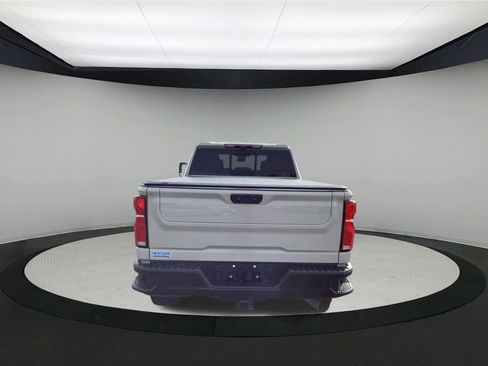 Used 2026 Chevrolet Silverado 2500 ZR2 w/ LPO, Dark Essentials Package image 7