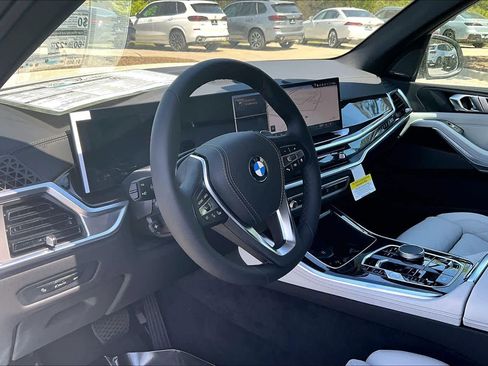 New 2026 BMW X5 xDrive50e AWD/4WD image 9