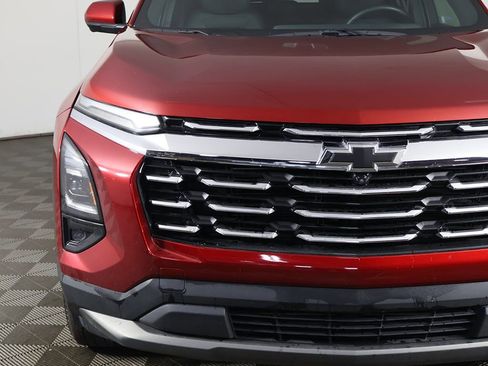 Used 2025 Chevrolet Equinox LT w/ Convenience Package II image 13