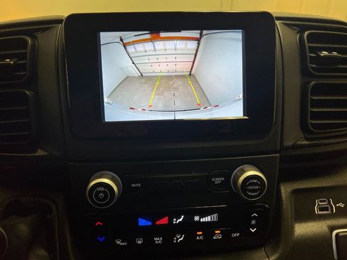 Used 2025 RAM ProMaster 2500 w/ Convenience Group FWD image 47