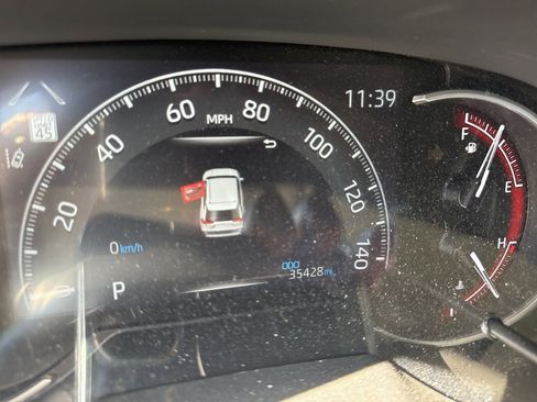 Used 2023 Toyota RAV4 LE image 9