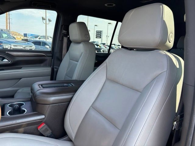 Certified 2022 Chevrolet Tahoe LT w/ Luxury Package AWD/4WD image 14