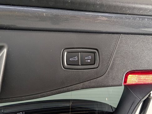 New 2026 Porsche Cayenne Turbo AWD/4WD image 19