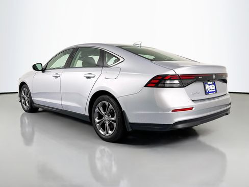 Certified 2023 Honda Accord EX image 7