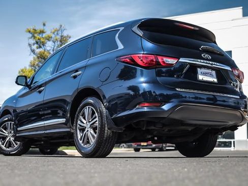 Used 2018 INFINITI QX60 Luxe w/ Premium Plus Package AWD/4WD image 2