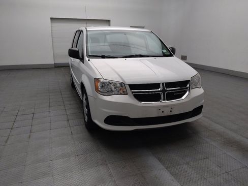 Used 2017 Dodge Grand Caravan SE w/ Power Window Group FWD image 13