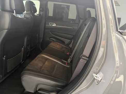 Used 2022 Jeep Grand Cherokee Laredo X AWD/4WD image 31