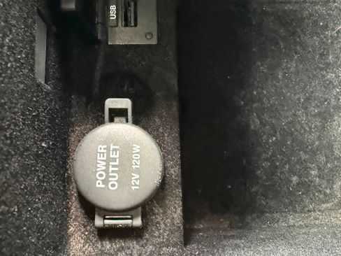 Used 2012 Hyundai Equus Signature image 12