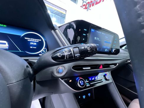 Used 2020 Hyundai Sonata SEL w/ Convenience Package FWD image 18