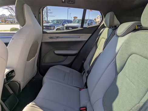 New 2026 Volvo EX30 Cross Country Ultra image 13