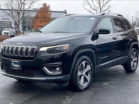 Used 2019 Jeep Cherokee Limited image 14