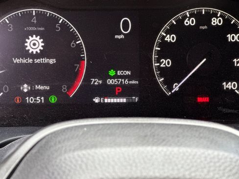 Used 2025 Honda HR-V LX image 23