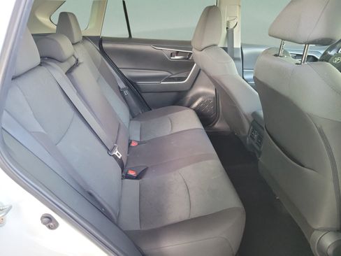 Used 2024 Toyota RAV4 XLE FWD image 29