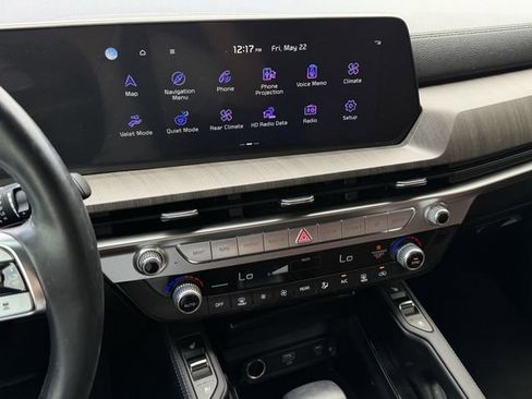 Used 2024 Kia Telluride EX w/ EX Captain's Chair Package FWD image 19