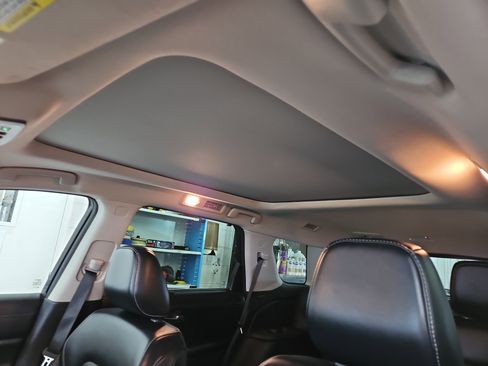 Used 2023 Nissan Pathfinder Platinum w/ Lighting Package (N92) image 14