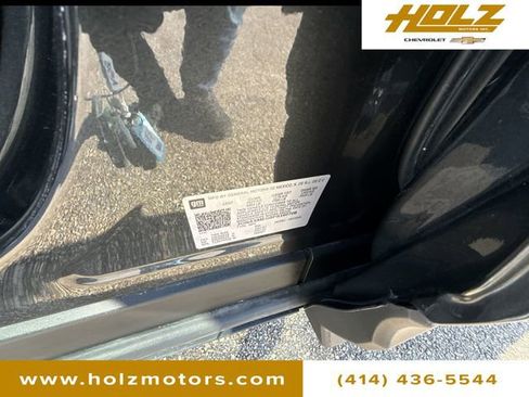 Used 2023 Chevrolet Equinox RS image 32