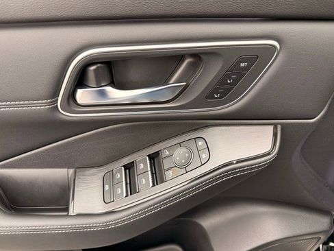 New 2026 Nissan Rogue Platinum w/ Tech Package image 11