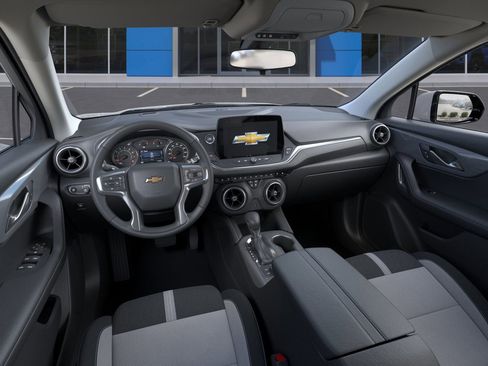 New 2025 Chevrolet Blazer LT w/ Driver Confidence Package image 15