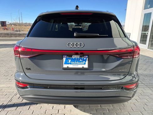 Used 2025 Audi Q6 e-tron Premium Plus w/ Premium Plus image 4