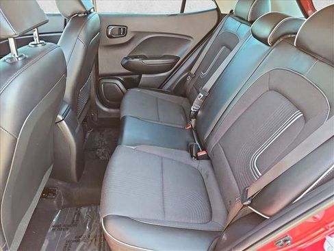 Certified 2023 Hyundai Venue Limited image 24