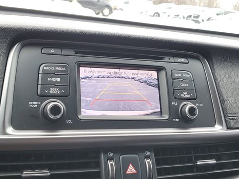 Used 2016 Kia Optima LX image 25