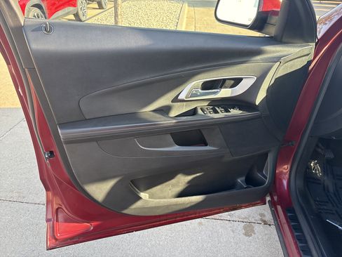 Used 2011 Chevrolet Equinox LT w/ Driver Convenience Package FWD image 10