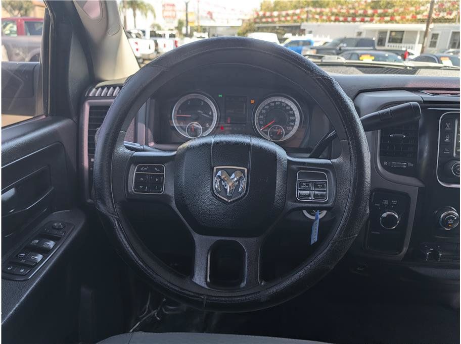 Used 2018 RAM 2500 Tradesman w/ Chrome Appearance Group AWD/4WD image 7