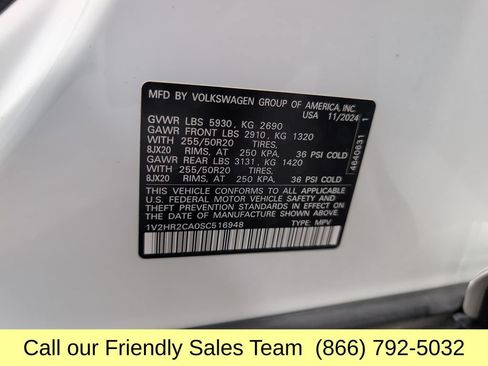 Used 2025 Volkswagen Atlas SE AWD/4WD image 26