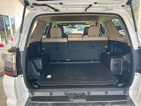Used 2019 Toyota 4Runner 4WD image 33