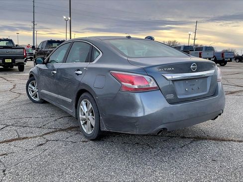 Used 2015 Nissan Altima 2.5 SL w/ Technology Package image 3