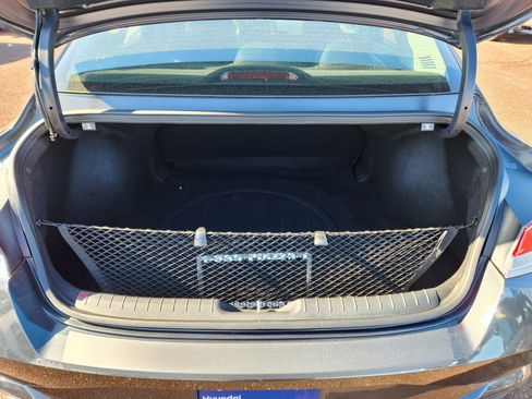 Certified 2023 Hyundai Elantra SEL image 9