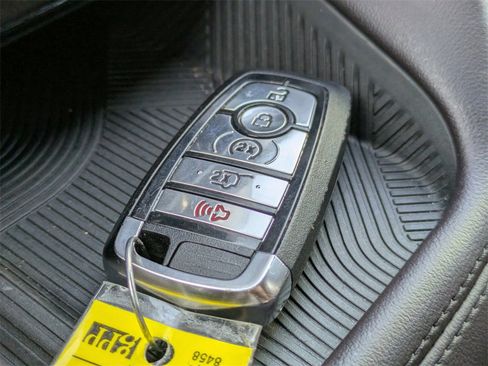 Used 2025 Ford Explorer Platinum image 46