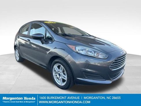 Used 2019 Ford Fiesta SE image 1