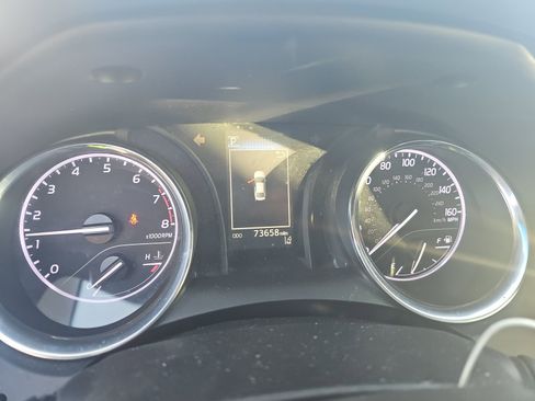 Used 2020 Toyota Camry LE w/ Carpet Mat Package image 14