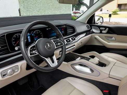 Used 2020 Mercedes-Benz GLE 350 image 2