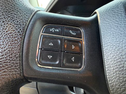 Used 2017 RAM 1500 Classic SLT image 14