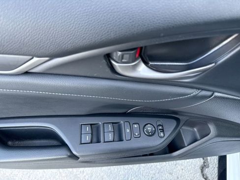 Used 2021 Honda Civic Sport Touring image 15