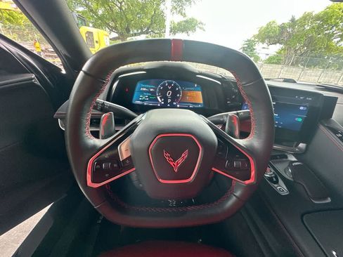 Used 2024 Chevrolet Corvette Stingray Coupe RWD image 15
