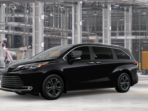 New 2026 Toyota Sienna Platinum AWD/4WD image 2
