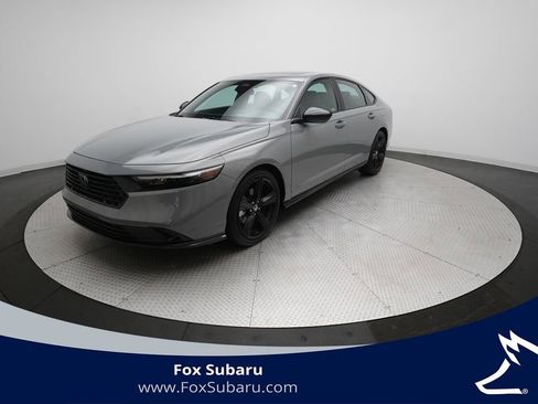 Used 2024 Honda Accord Sport image 1